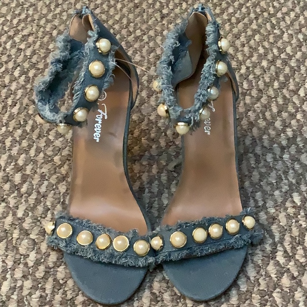 Denim open toe strap ply sandal w faux pearl accents